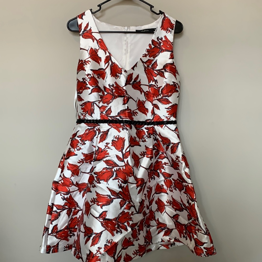 Medium Ark & Co Red Black White cocktail dress